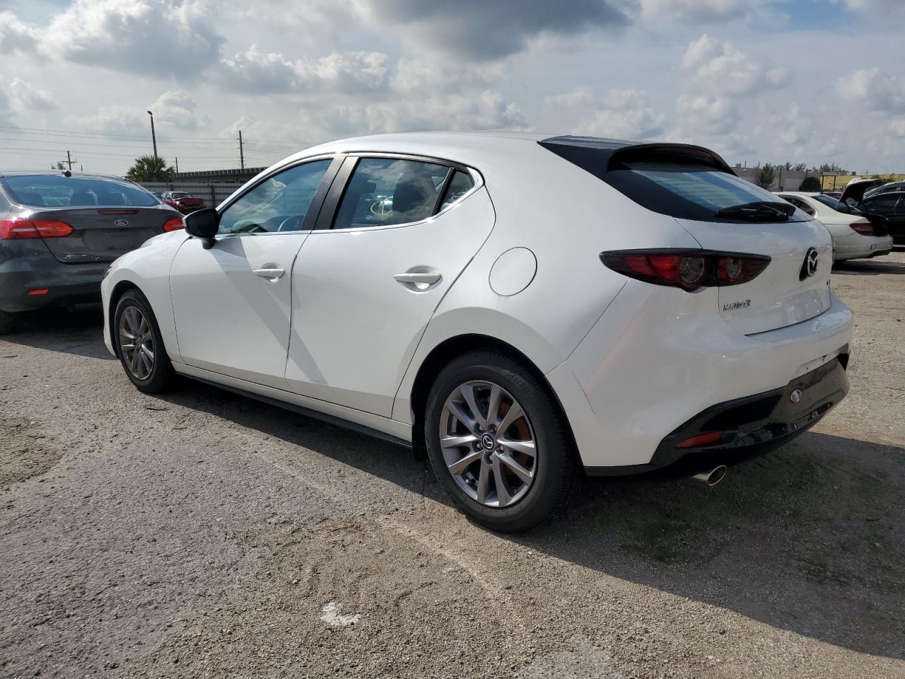2021 Mazda 3 - Фото 2