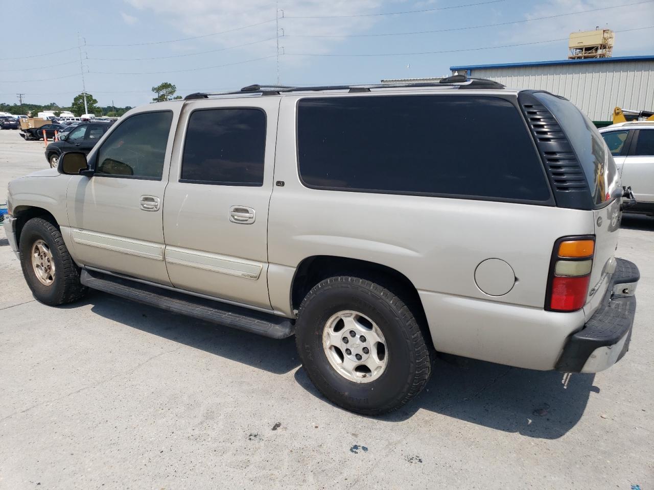 2005 Chevrolet Suburban K1500 - Фото 2