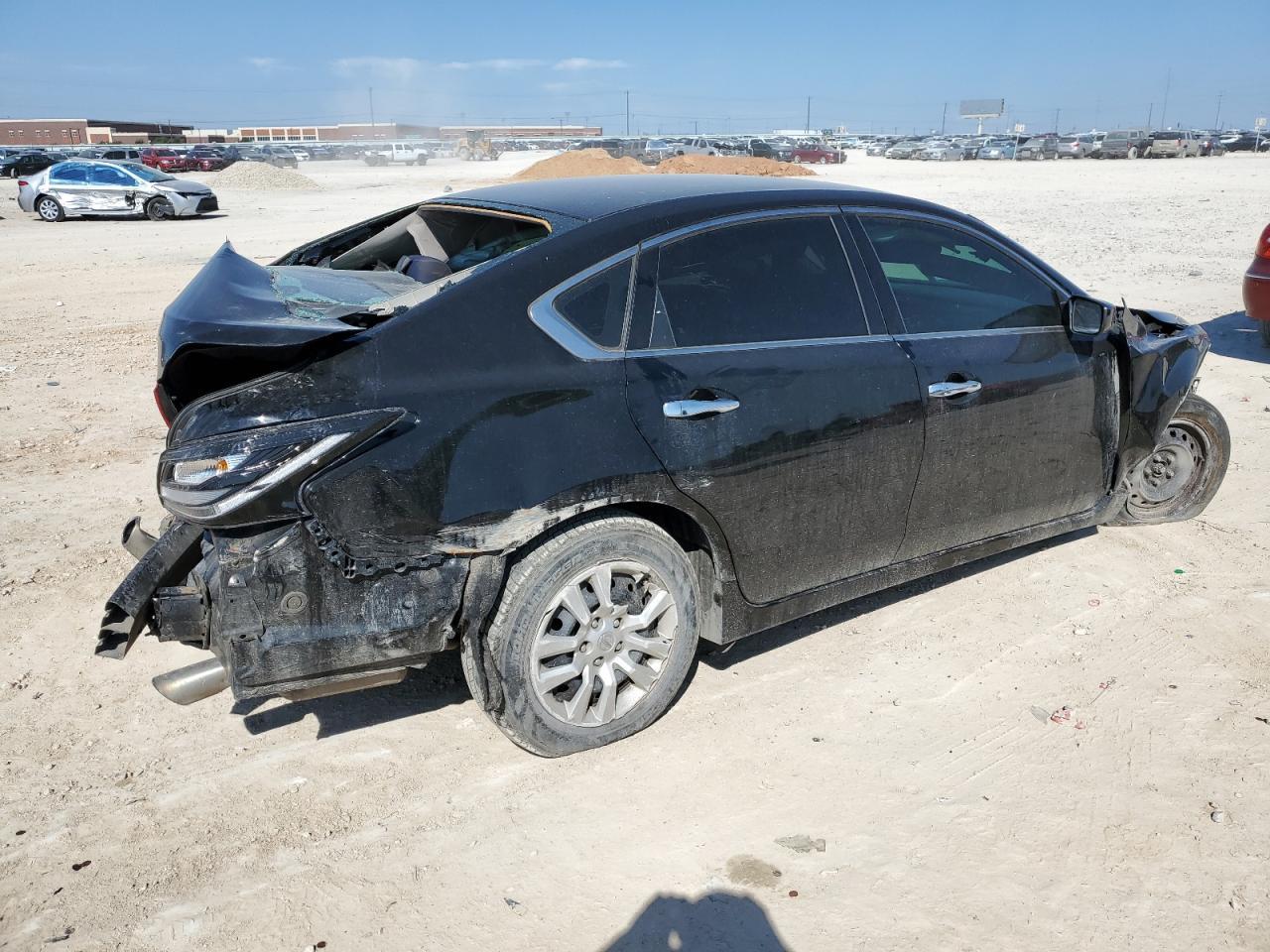 2016 Nissan Altima 2.5 - Фото 3