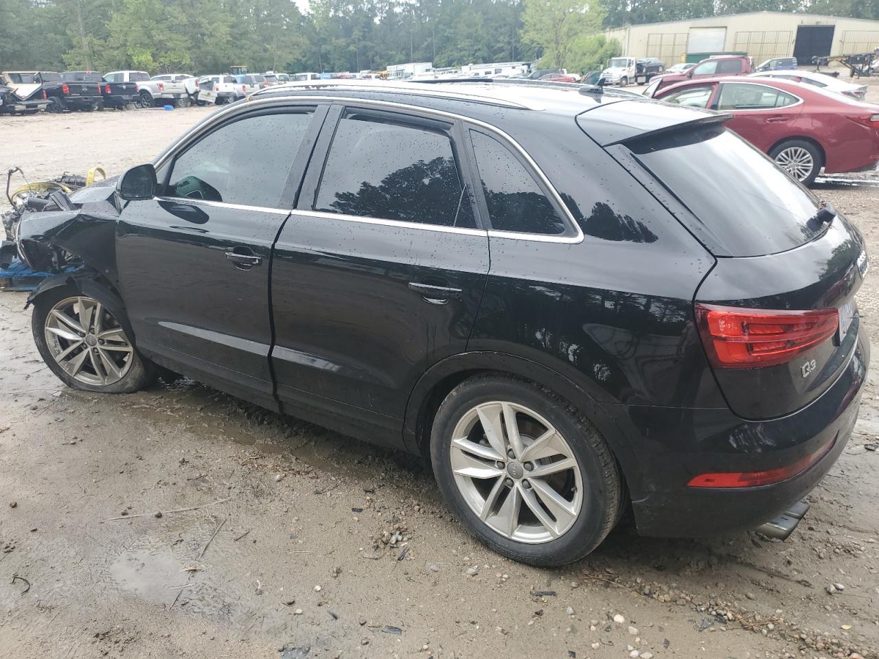 2016 Audi Q3 Premium Plus - Фото 2