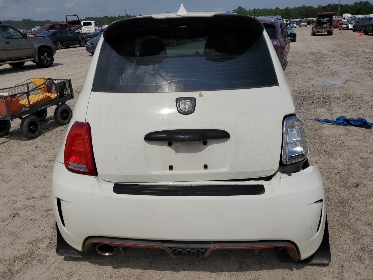 2012 Fiat 500 Abarth - Image 6