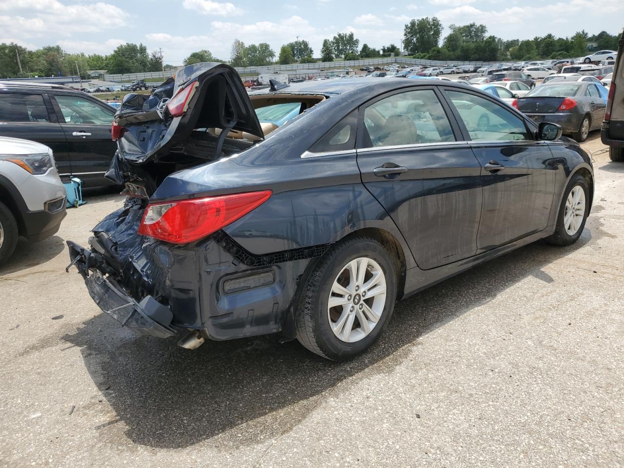 2011 Hyundai Sonata Gls - Фото 3