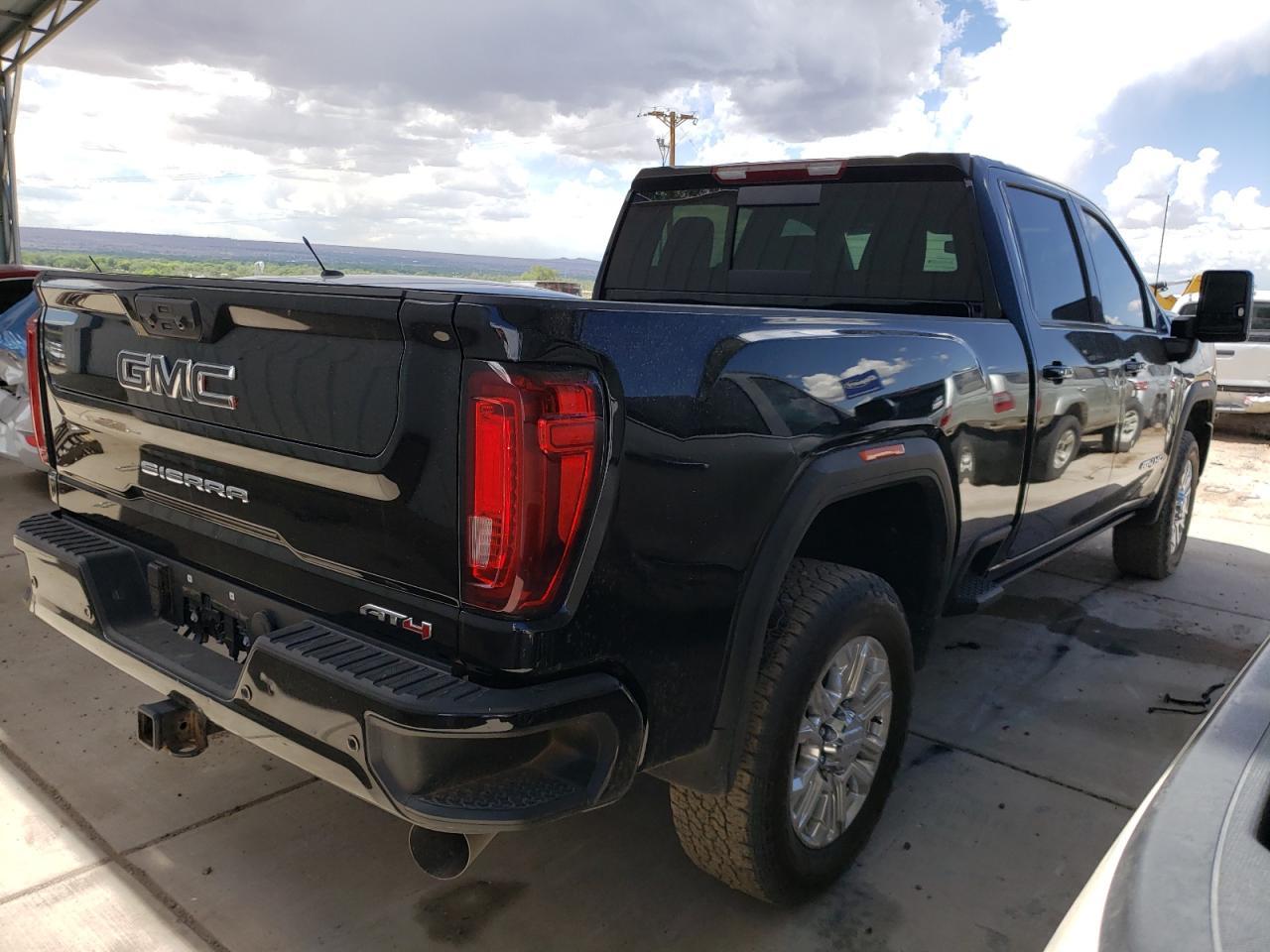 2022 GMC Sierra K2500 At4 - Image 3
