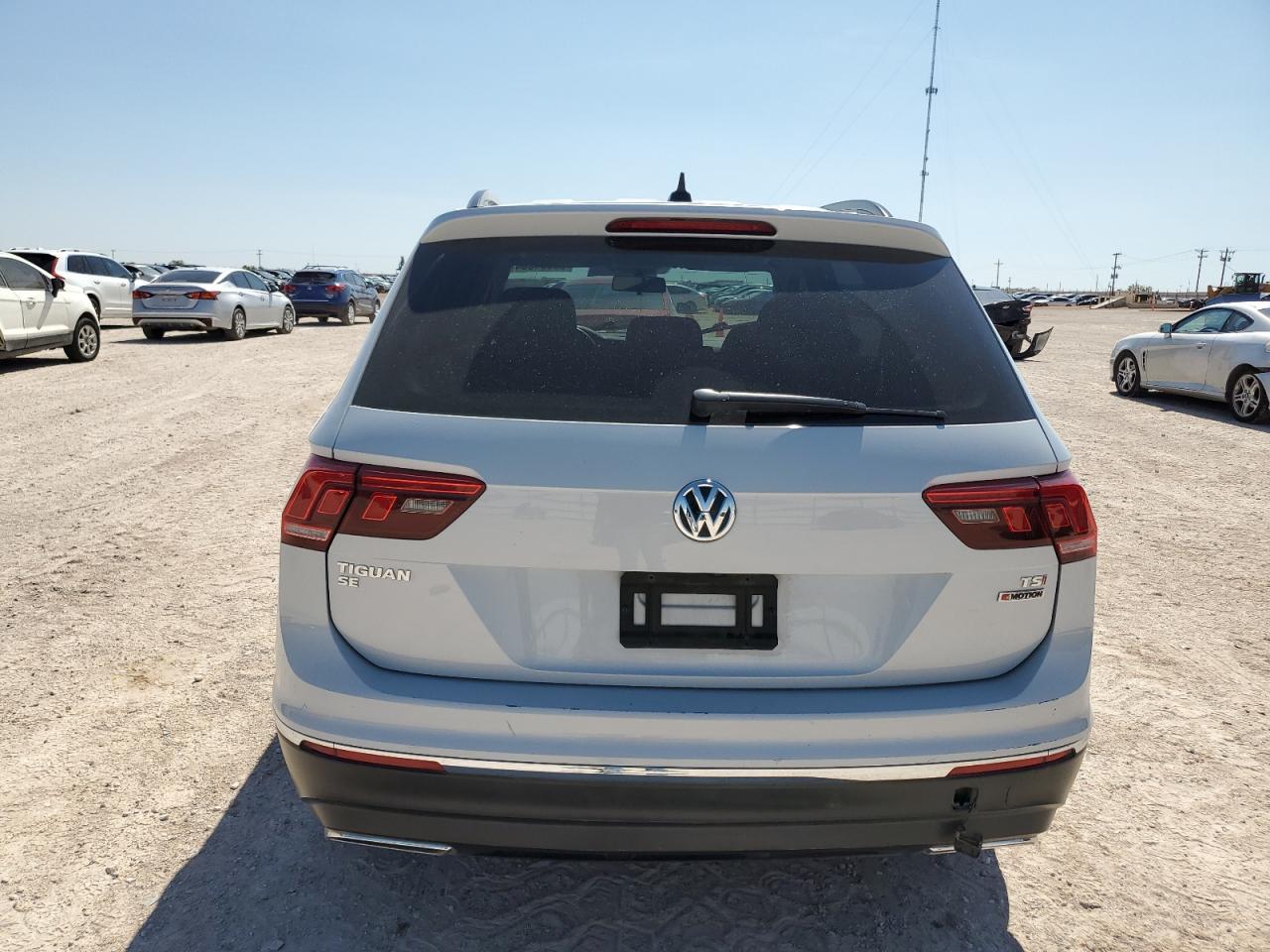 2018 Volkswagen Tiguan Se - Фото 6