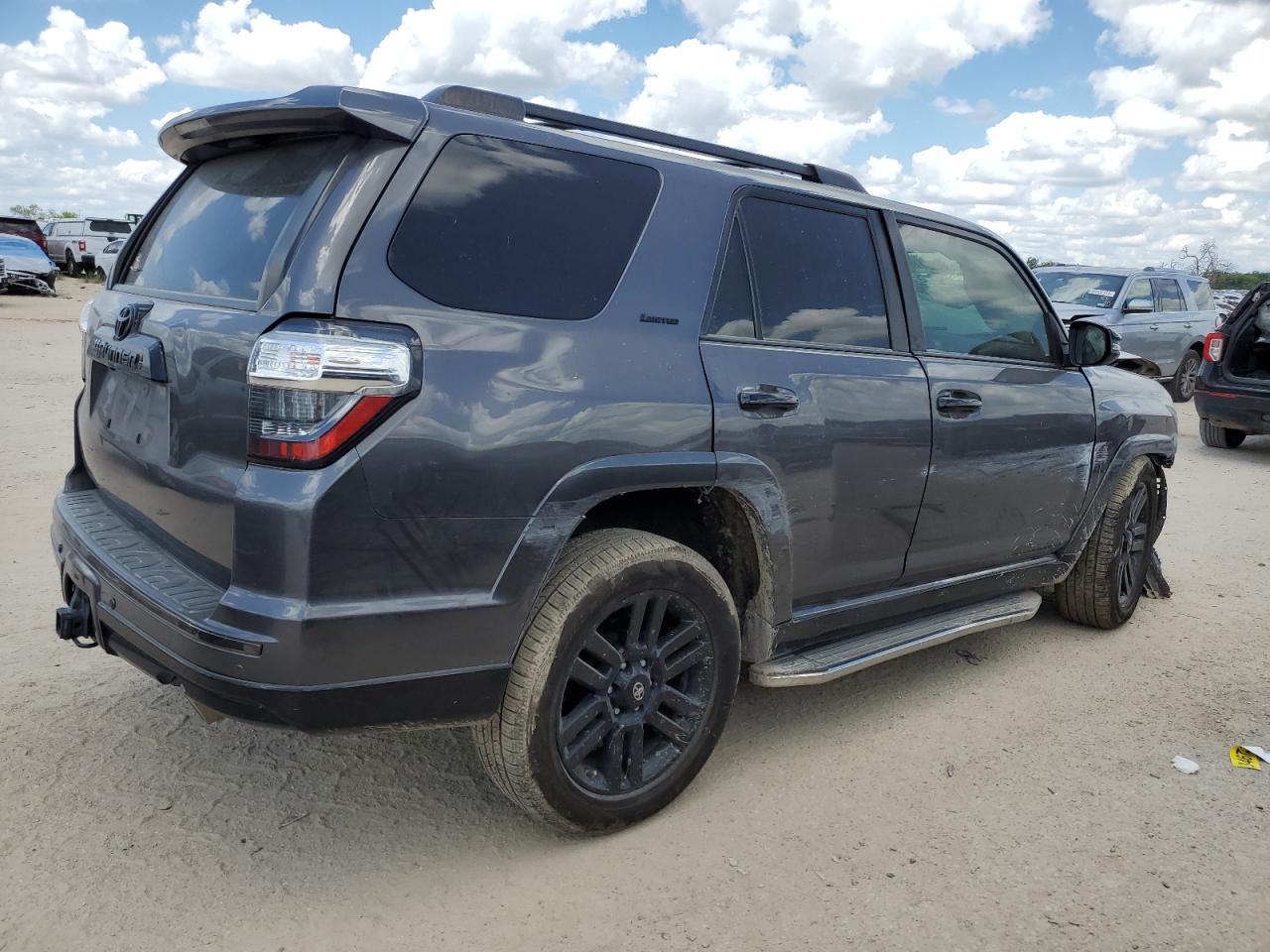 2019 Toyota 4Runner Sr5 - Image 3