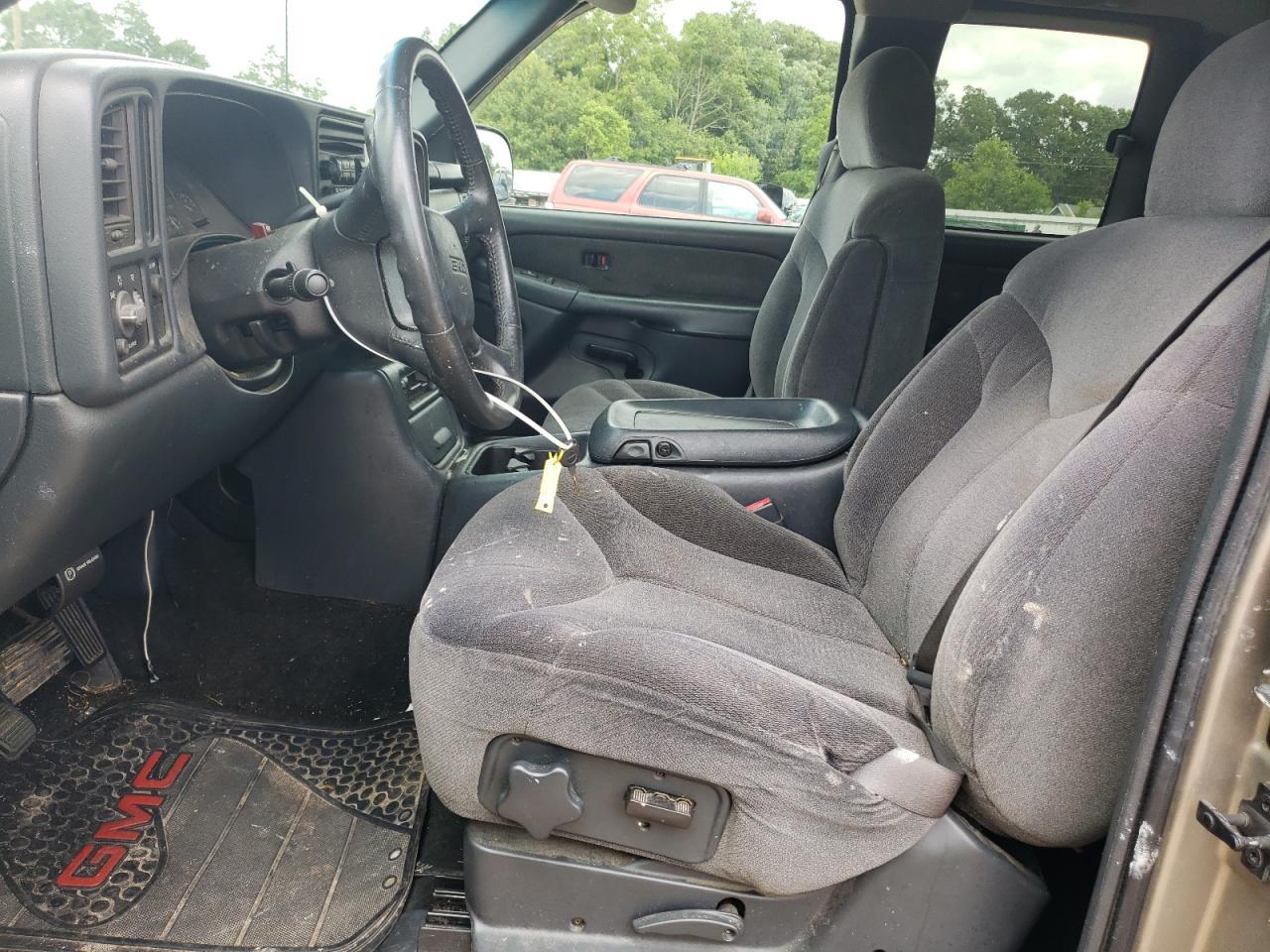 2002 GMC New Sierra C1500 - Фото 7