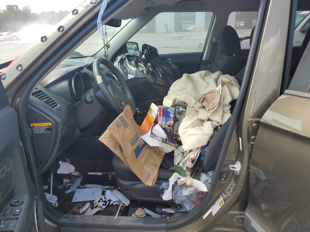 2012 Kia Soul + - Image 7