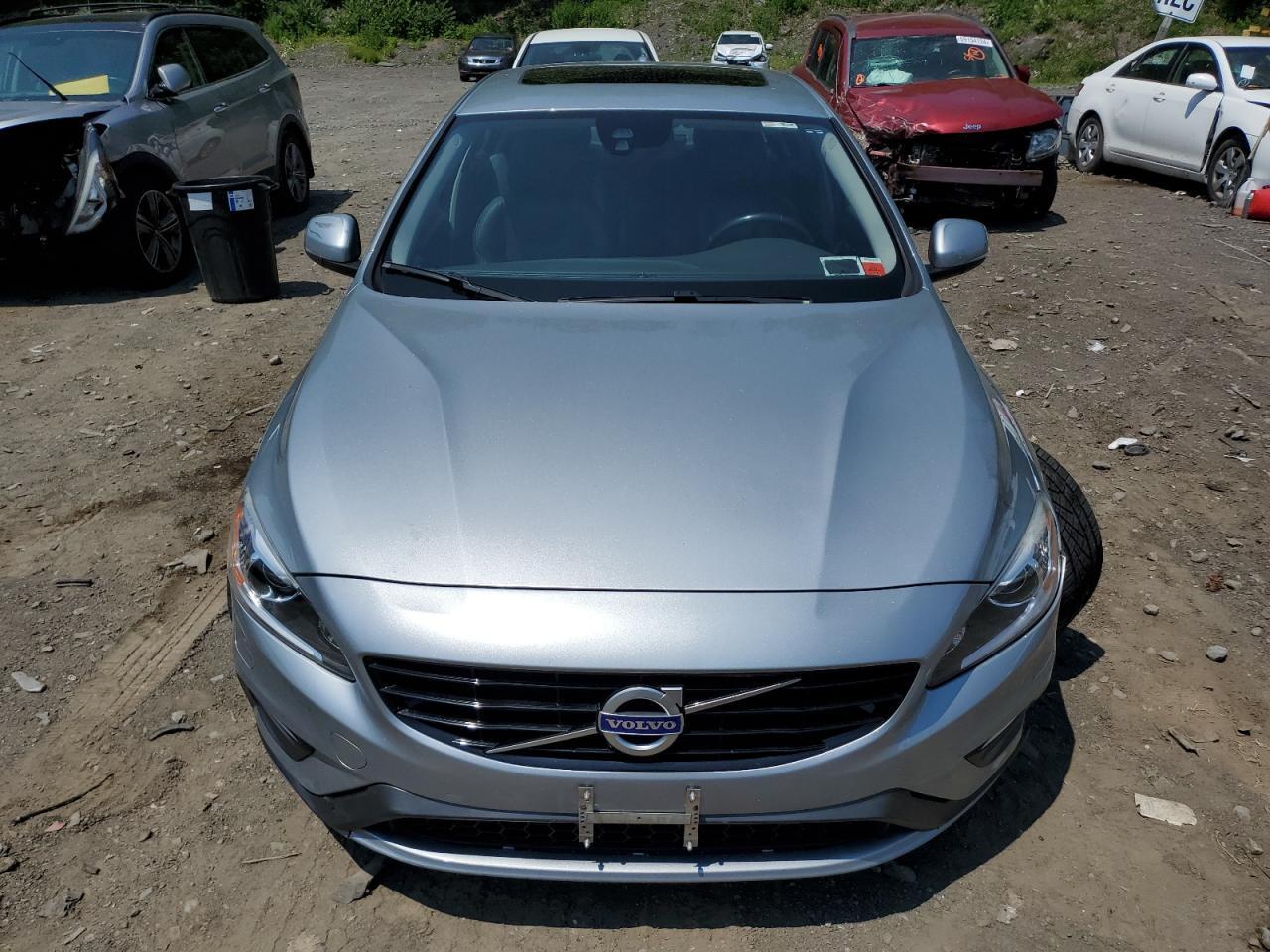 2018 Volvo S60 Dynamic - Image 5