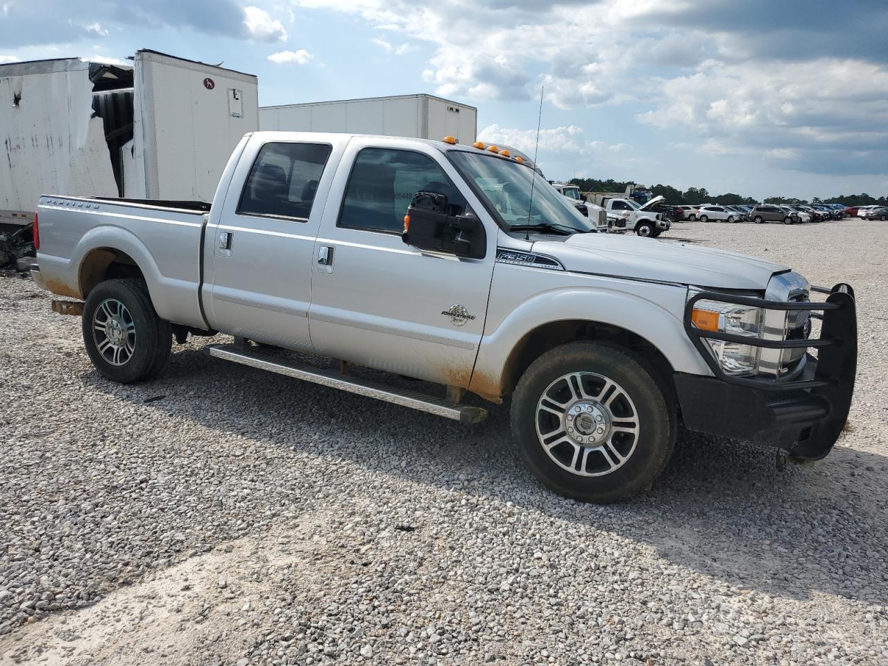 2016 Ford F350 Super Duty - Image 4
