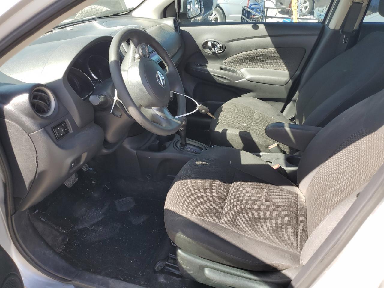 2013 Nissan Versa S - Фото 7