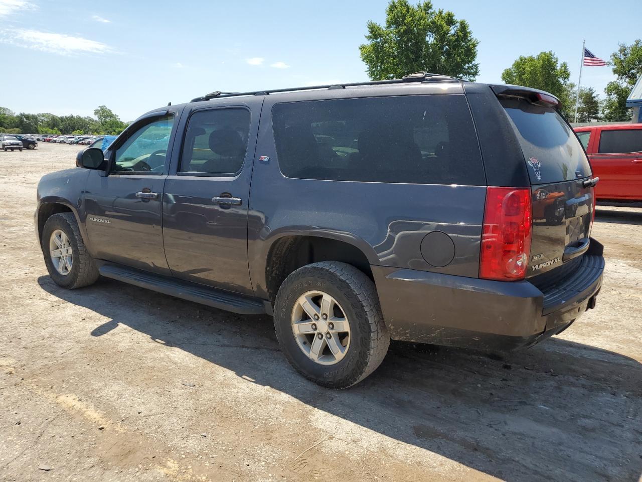 2011 GMC Yukon Xl K1500 Slt - Фото 2