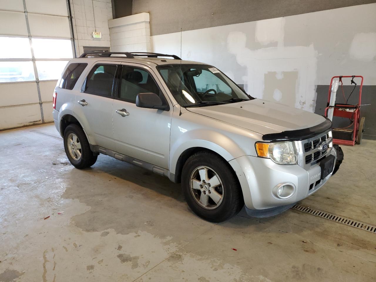 2011 Ford Escape Xlt - Image 4