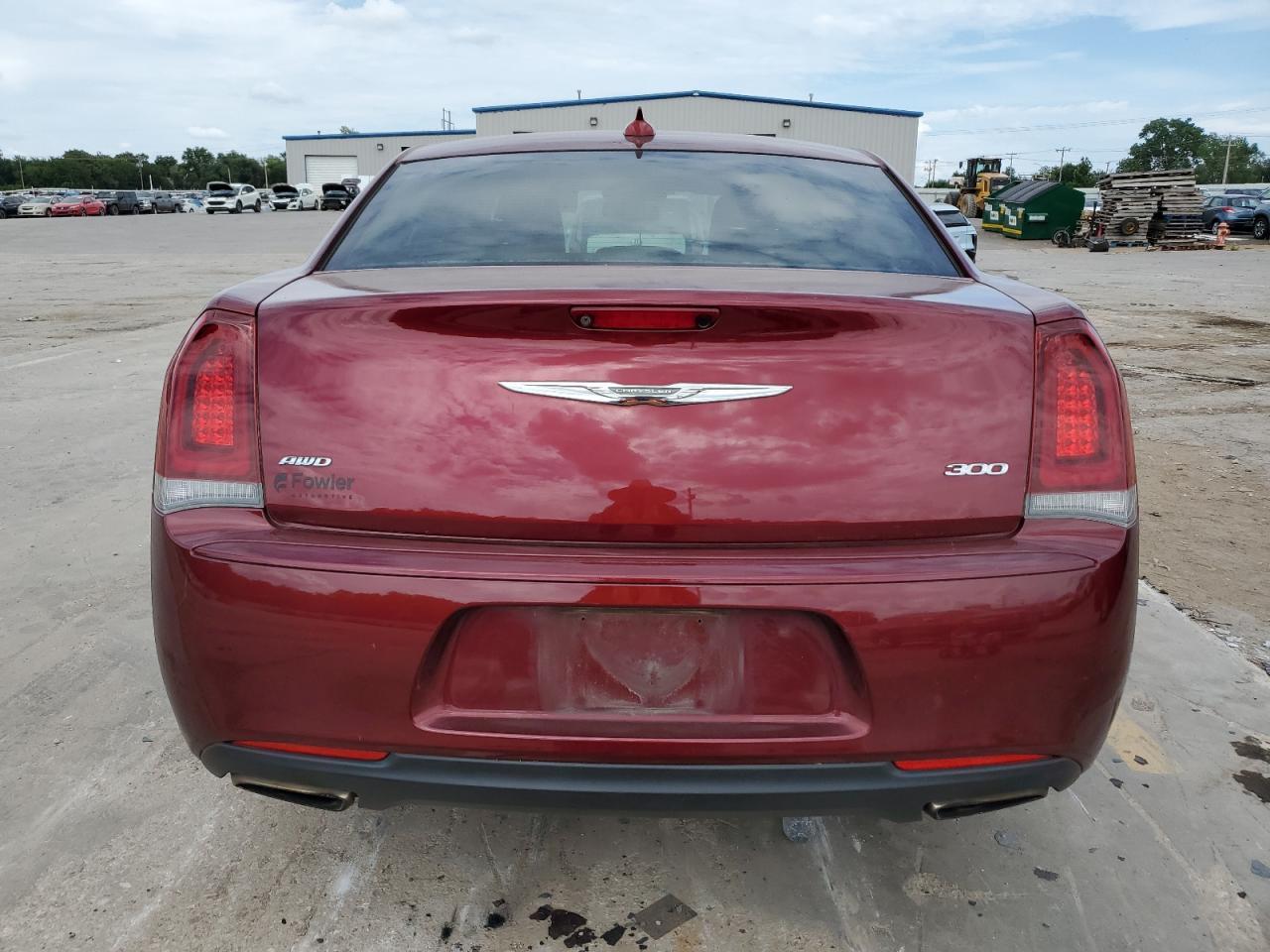 2019 Chrysler 300 Touring - Фото 6