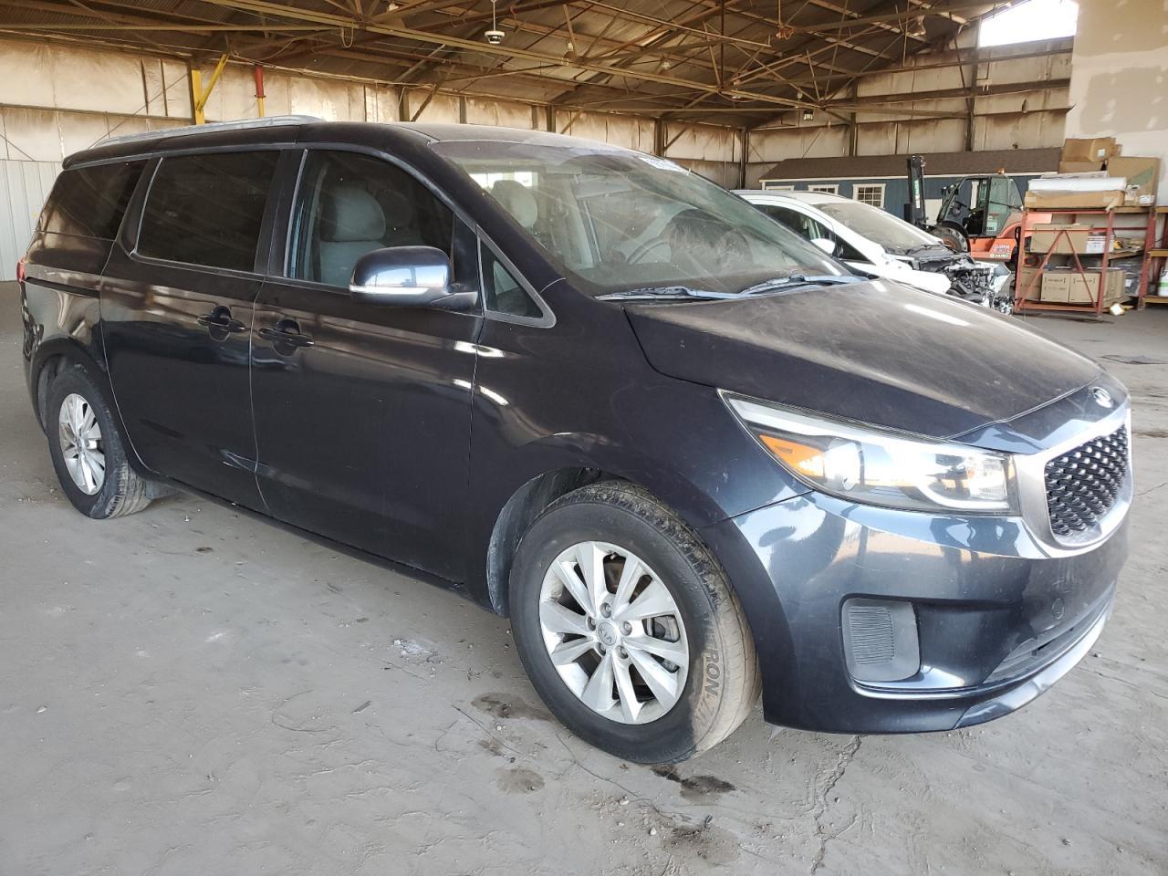 2016 Kia Sedona Lx - Фото 4