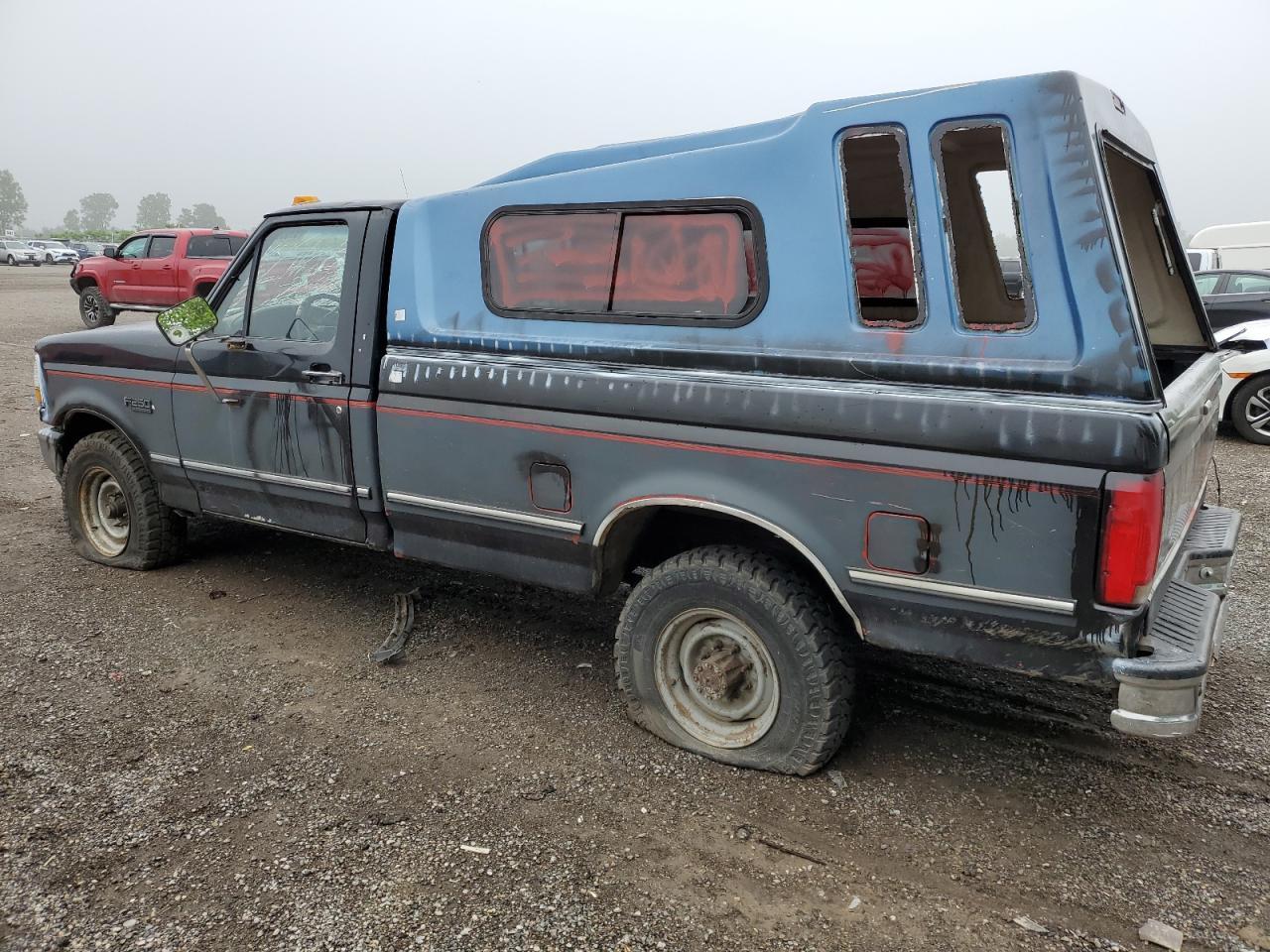 1993 Ford F250 - Фото 2