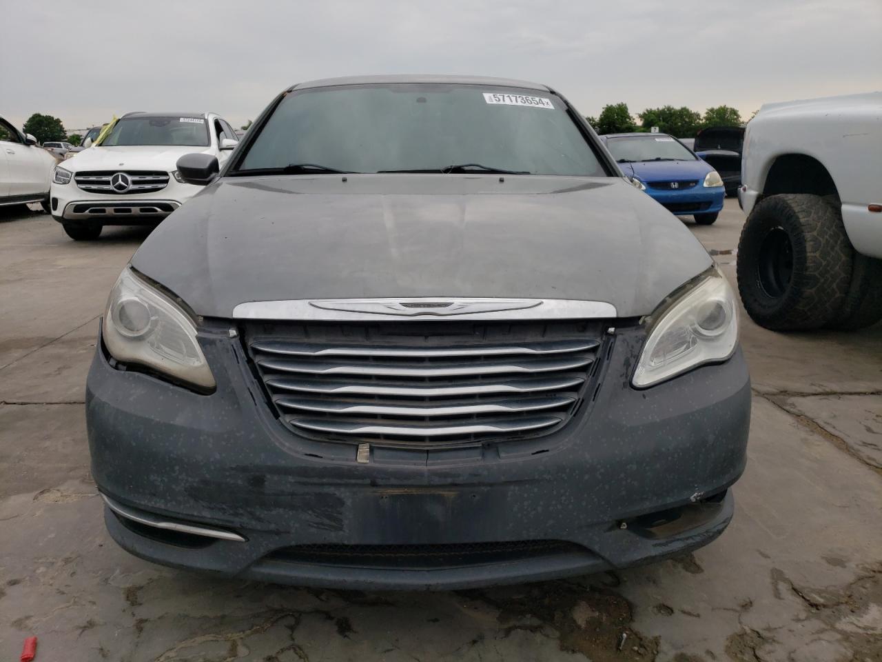 2013 Chrysler 200 Lx - Фото 5