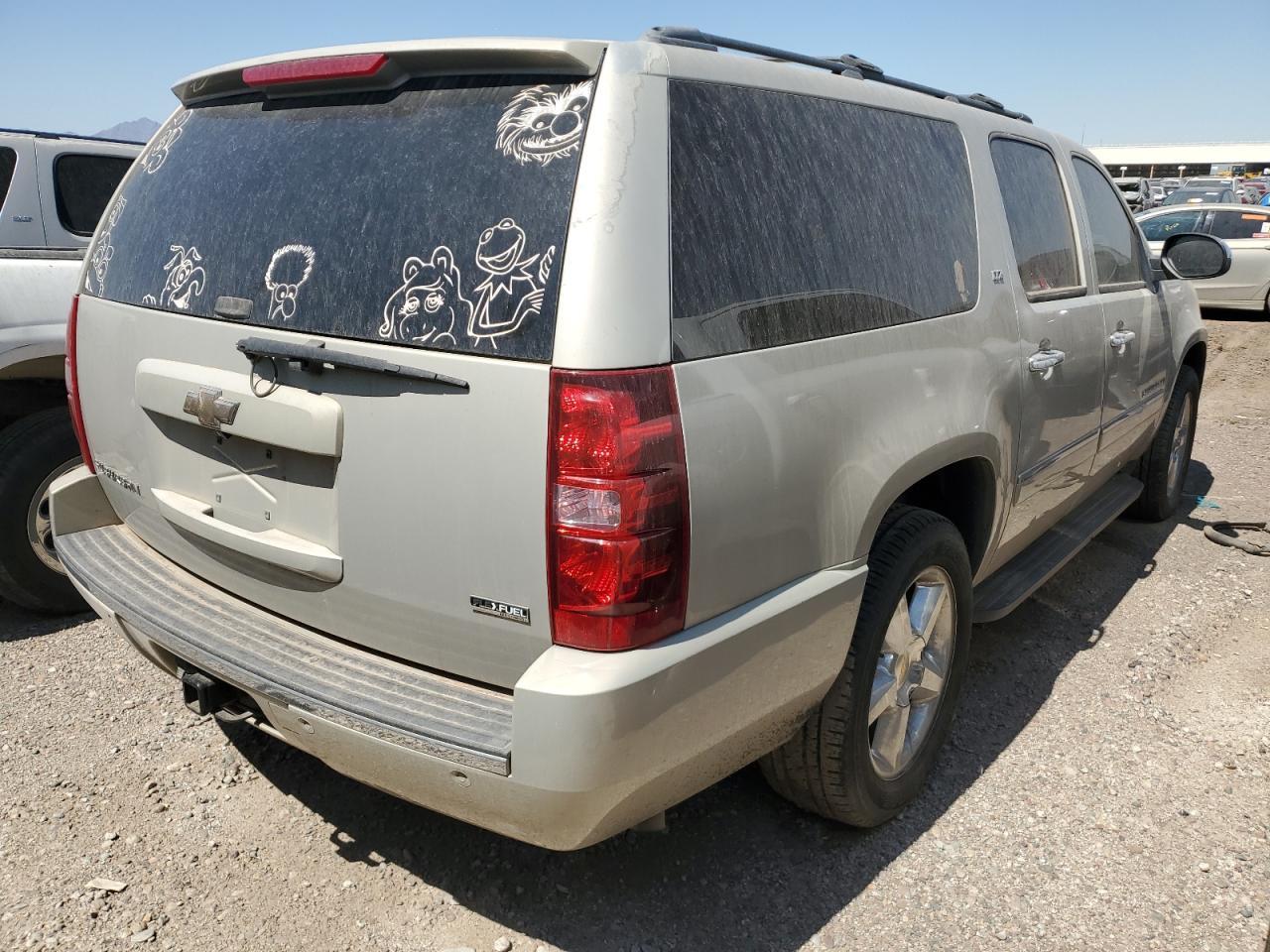 2009 Chevrolet Suburban C1500 Ltz - Image 3