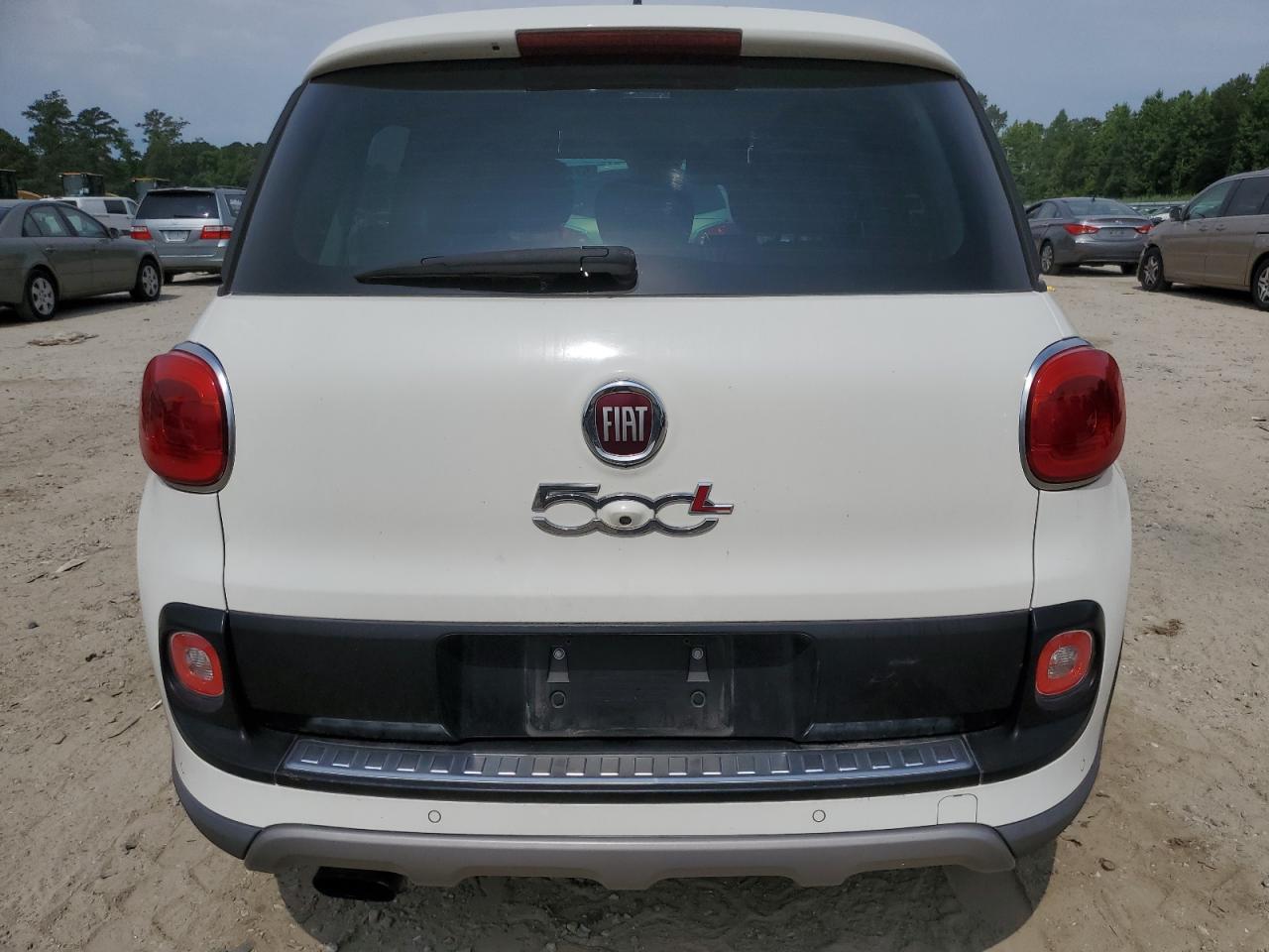 2014 Fiat 500L Trekking - Image 6