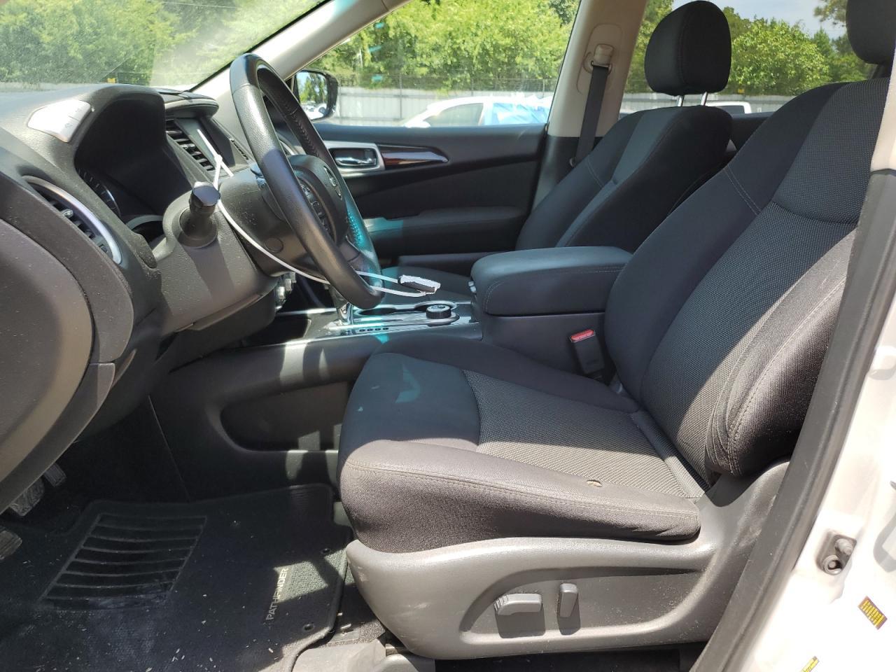 2017 Nissan Pathfinder S - Фото 7