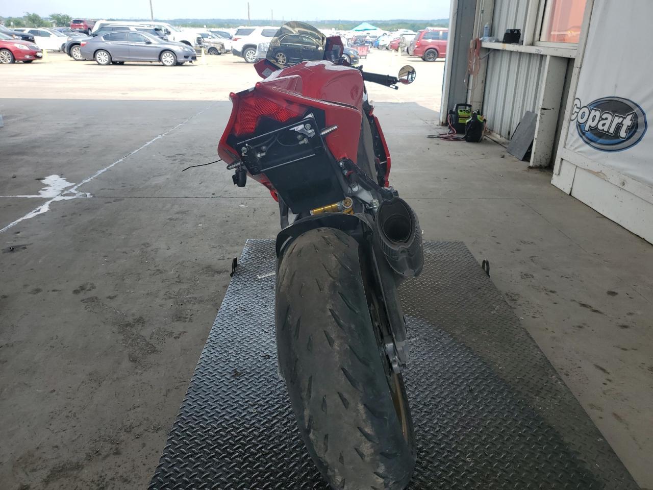 2014 Aprilia Rsv4 R - Фото 4