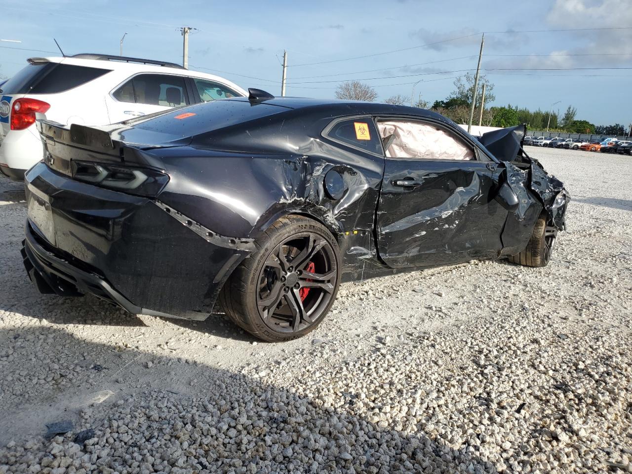 2017 Chevrolet Camaro Ss - Фото 3