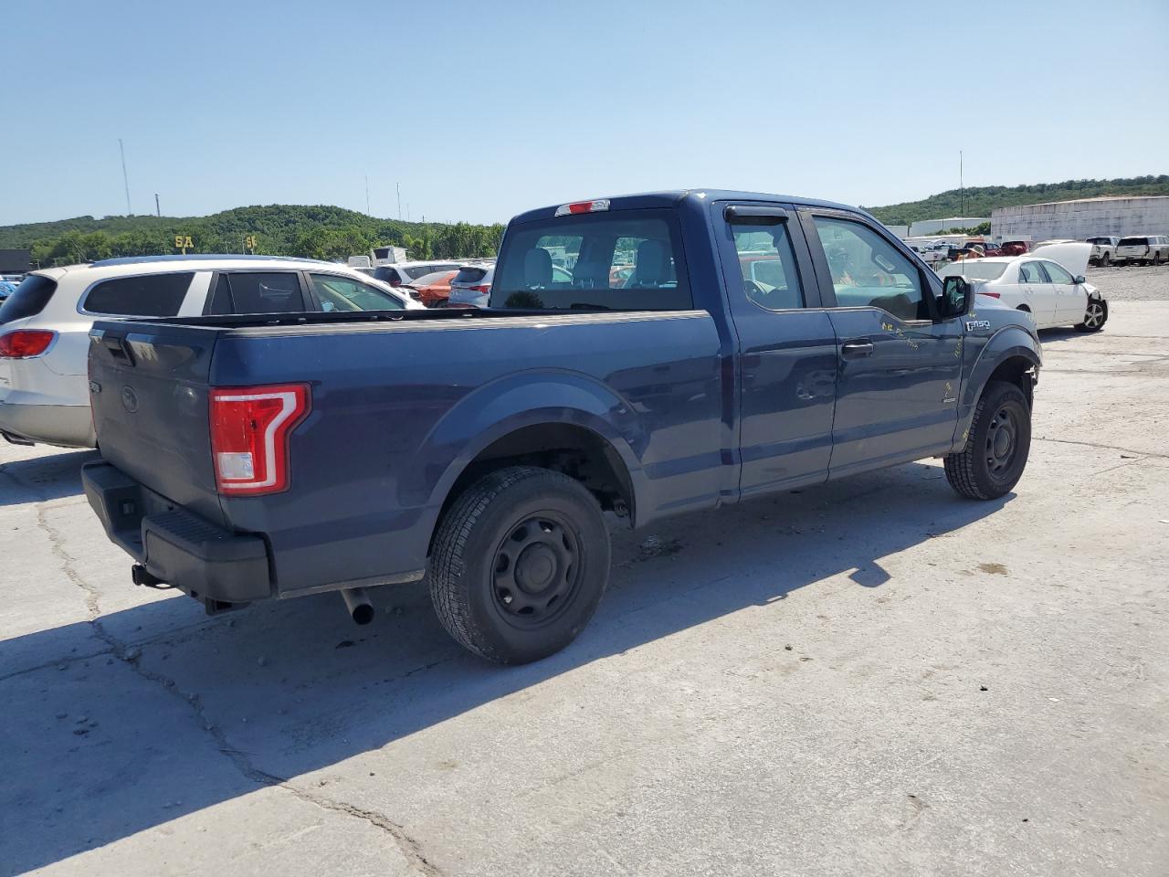 2015 Ford F150 Super Cab - Фото 3