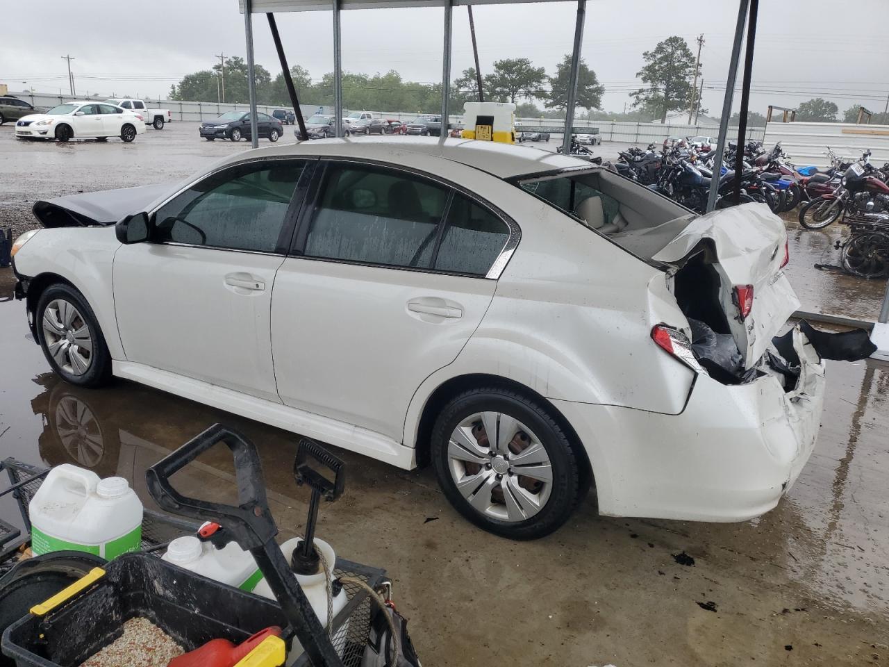 2010 Subaru Legacy 2.5I - Image 2