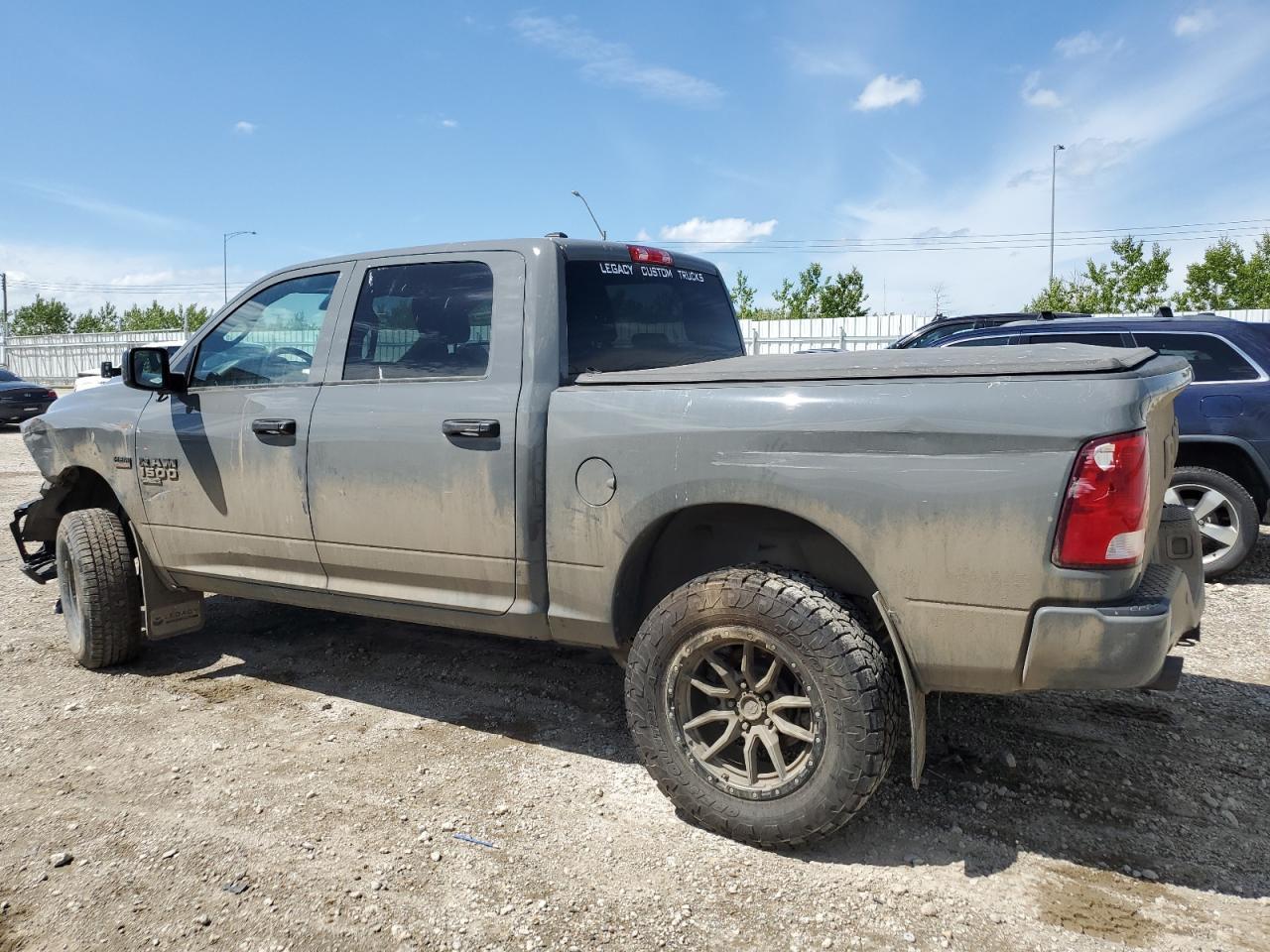 2022 Ram 1500 Classic Tradesman - Фото 2
