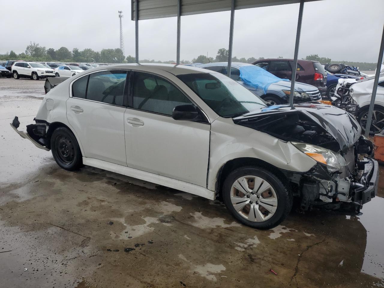 2010 Subaru Legacy 2.5I - Image 4