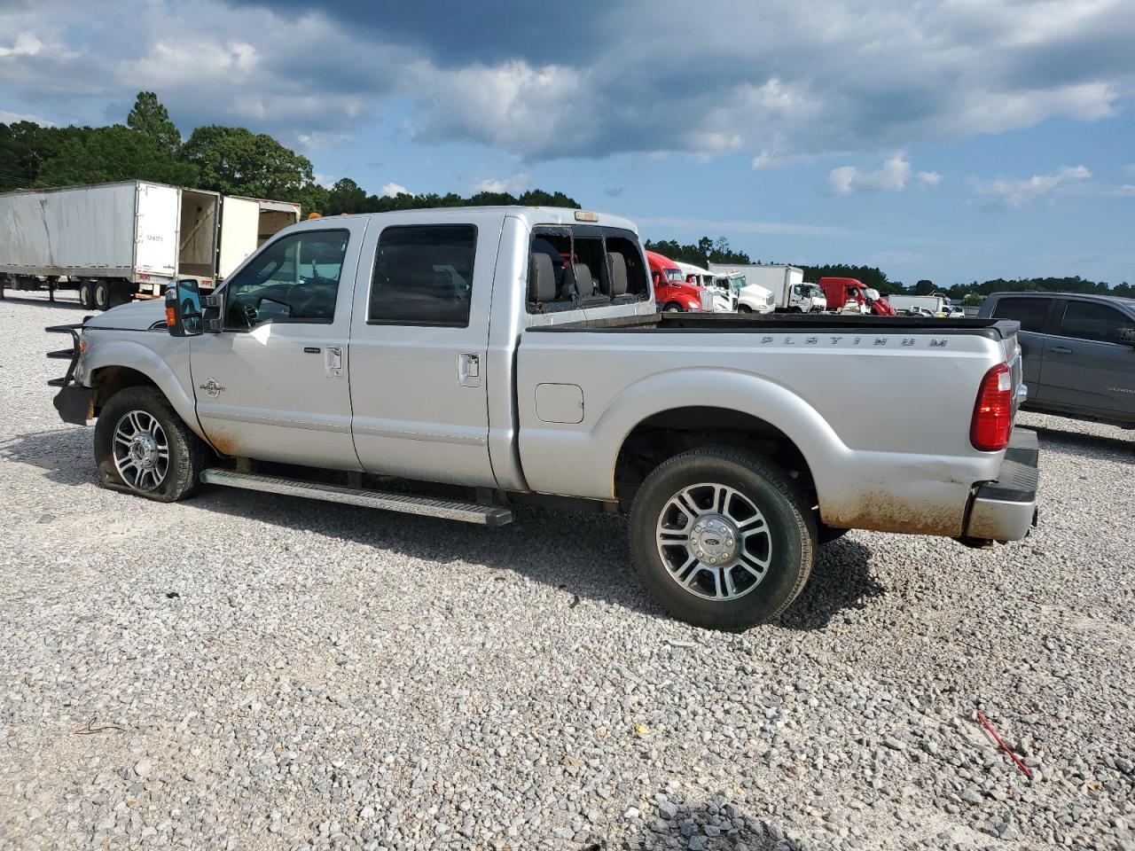 2016 Ford F350 Super Duty - Image 2