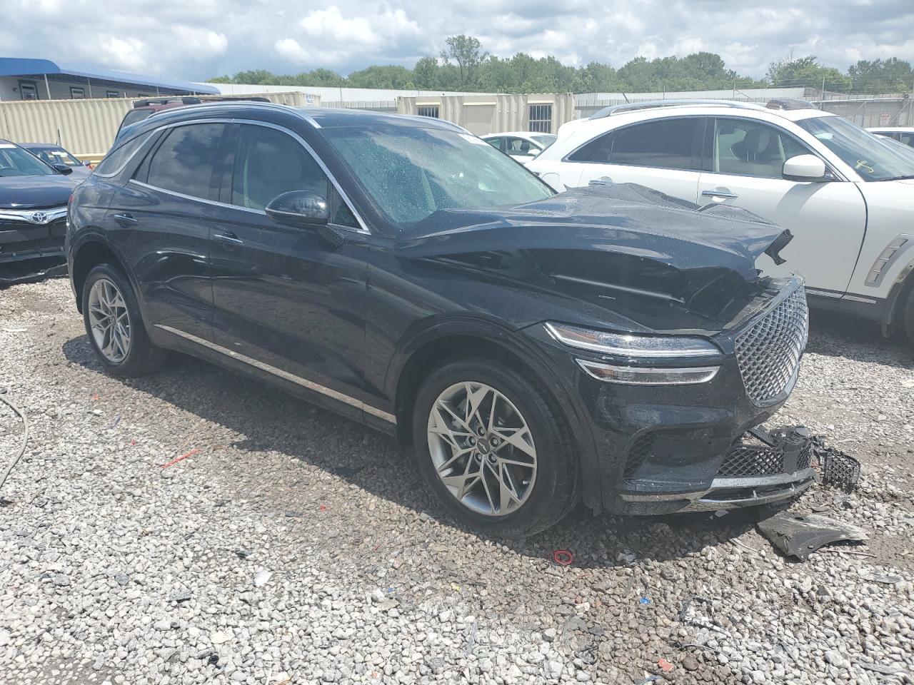 2023 Genesis Gv70 2.5T Standard - Image 4