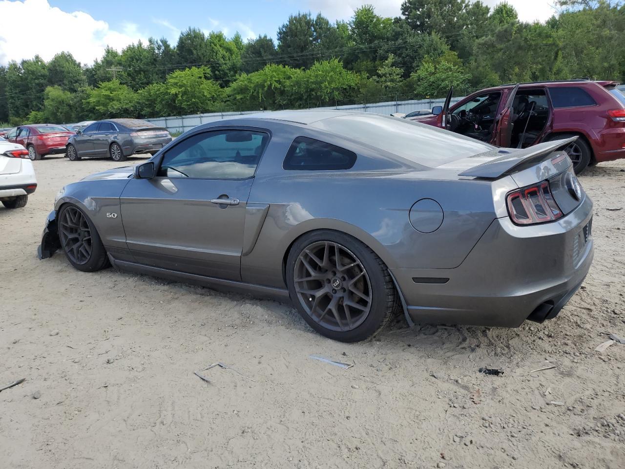 2013 Ford Mustang Gt - Фото 2