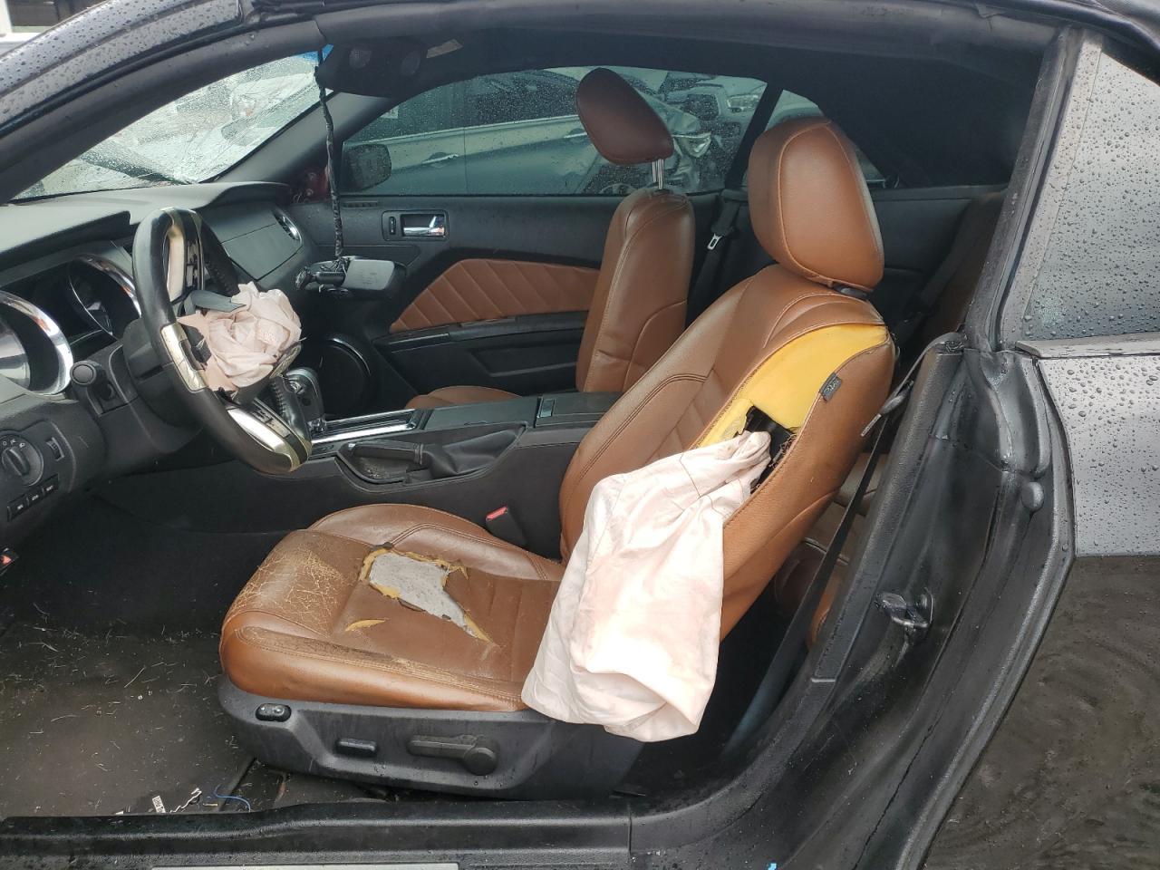 2010 Ford Mustang - Фото 7