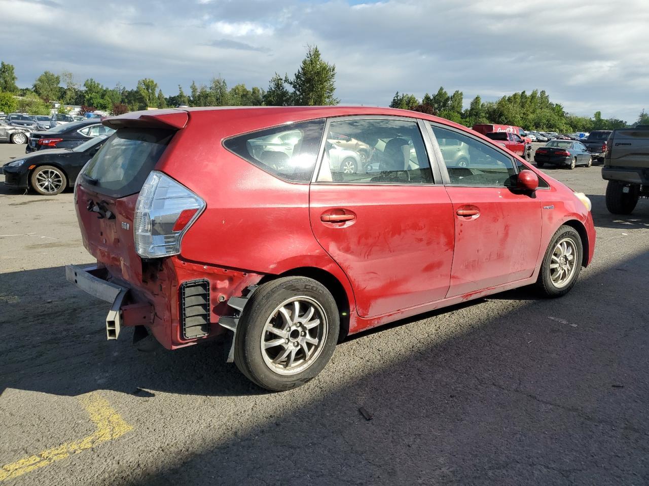 2013 Toyota Prius V - Image 3
