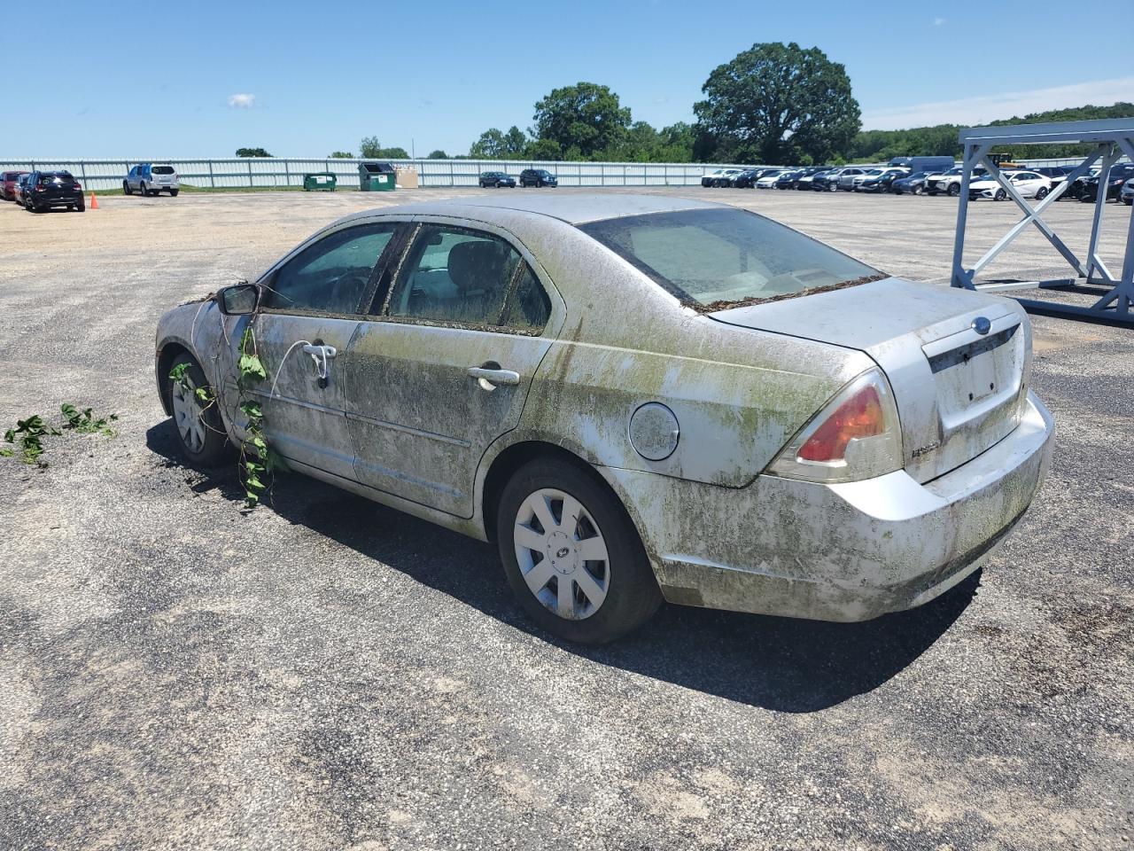 2006 Ford Fusion S - Image 2