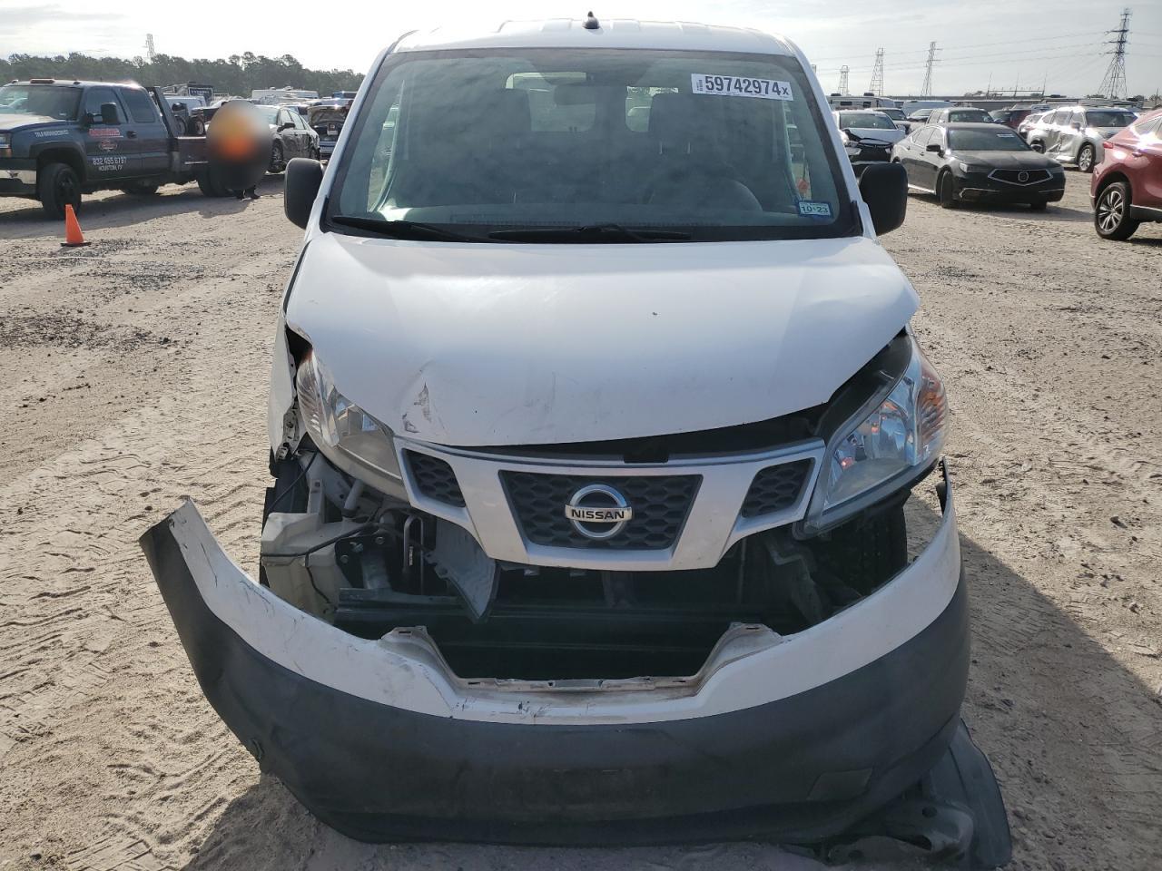 2015 Niss Nv200 - Фото 5