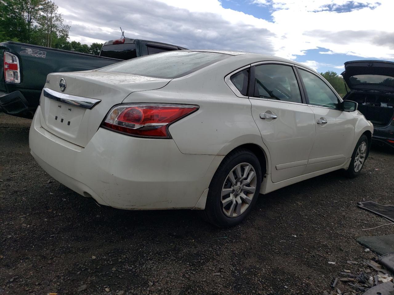 2015 Niss Altima 2.5 - Фото 3