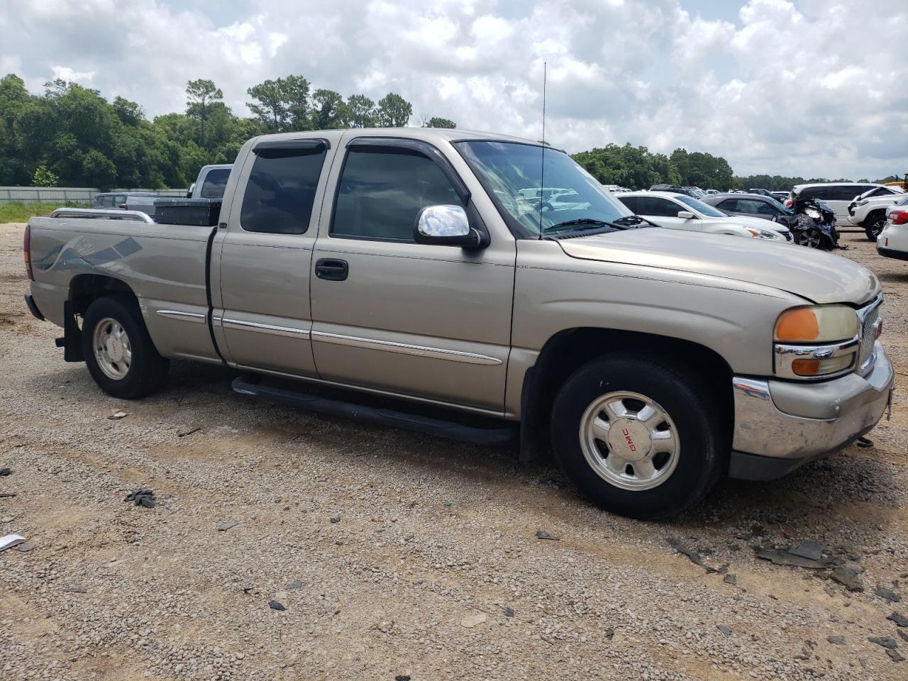 2002 GMC New Sierra C1500 - Фото 4