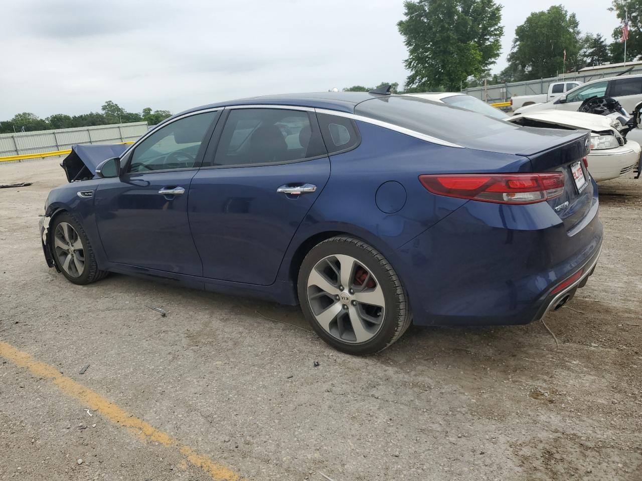 2018 Kia Optima Sx - Image 2