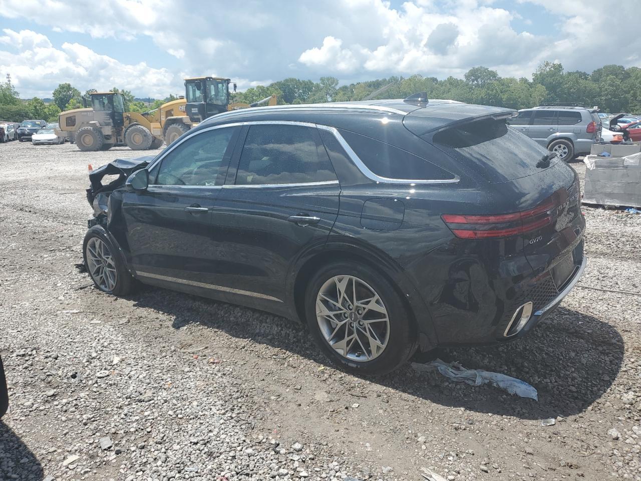 2023 Genesis Gv70 2.5T Standard - Image 2
