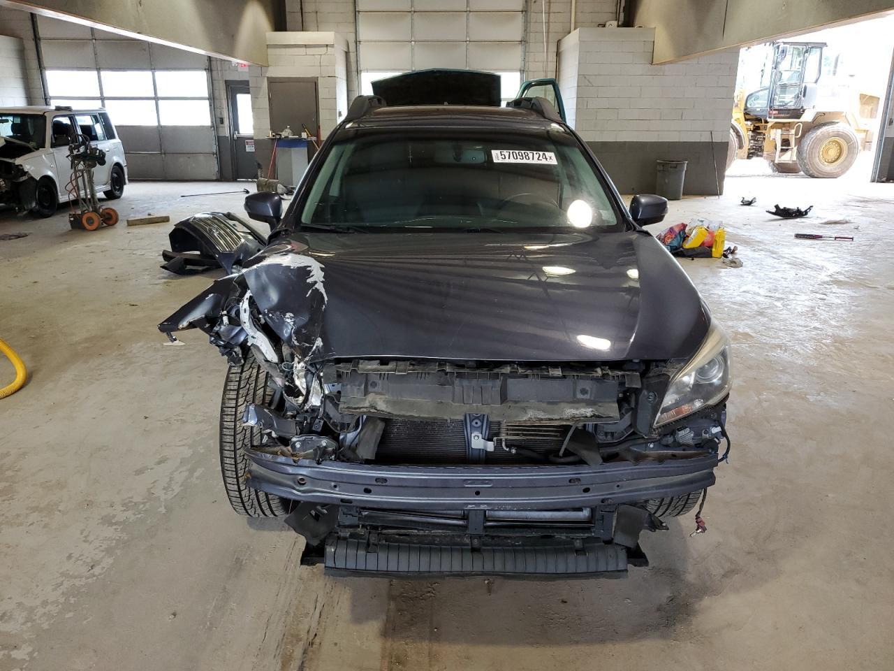 2017 Subaru Outback 2.5I Limited - Image 5