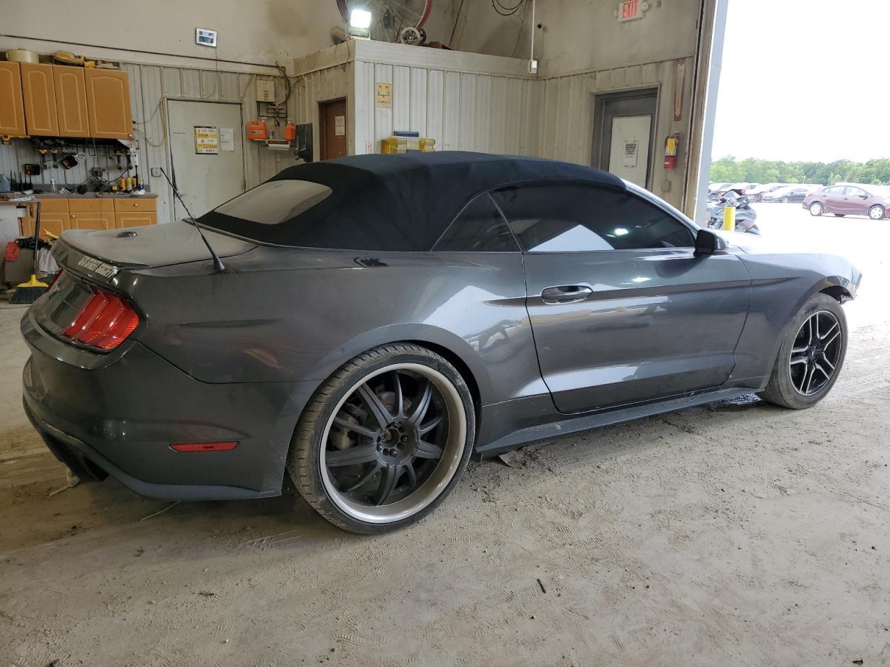 2020 Ford Mustang - Image 3