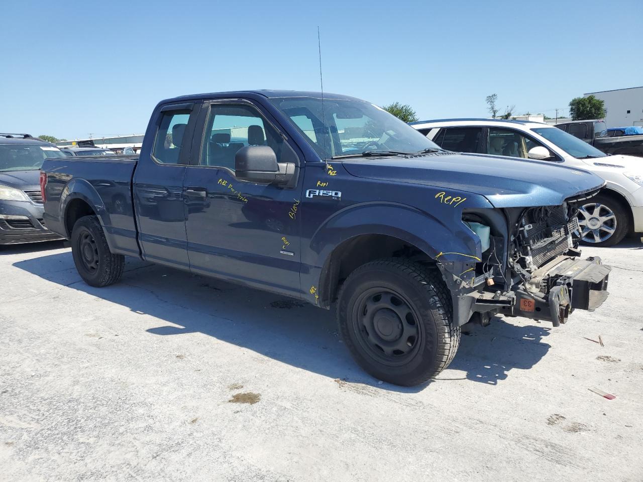 2015 Ford F150 Super Cab - Фото 4