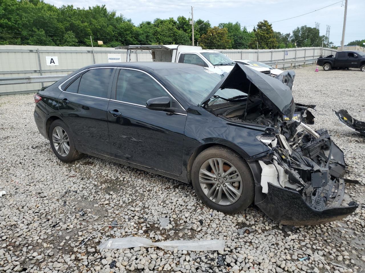 2017 Toyota Camry Se - Фото 4