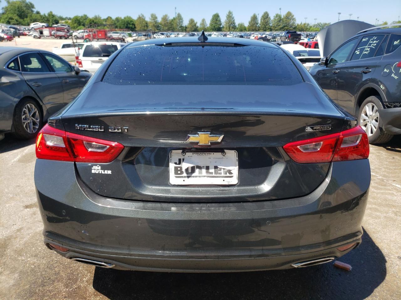 2018 Chevrolet Malibu Premier - Image 6