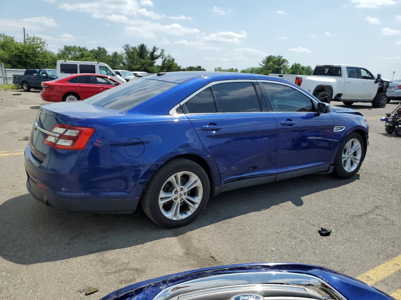 2013 Ford Taurus Se - Фото 3