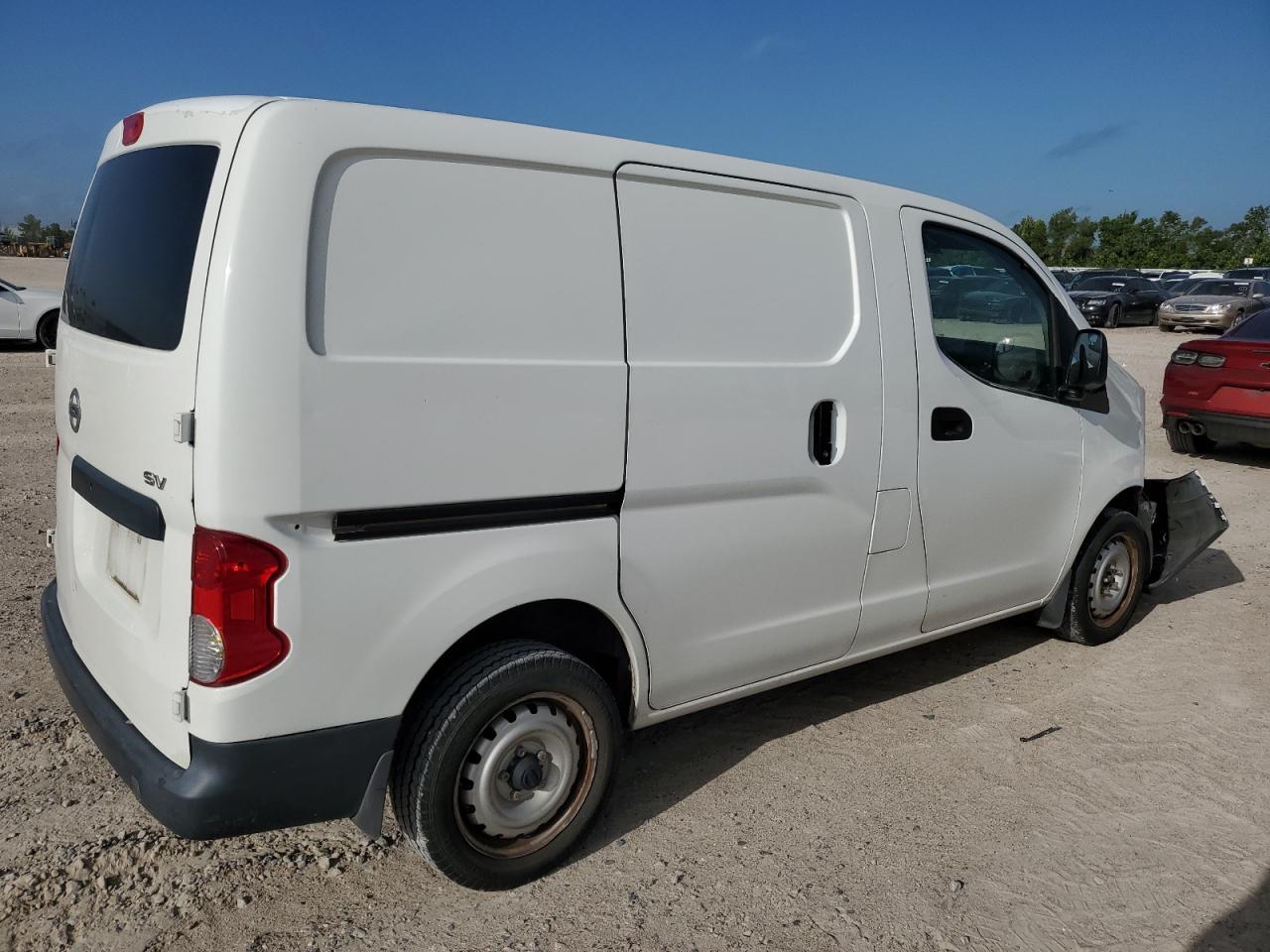 2015 Niss Nv200 - Фото 3