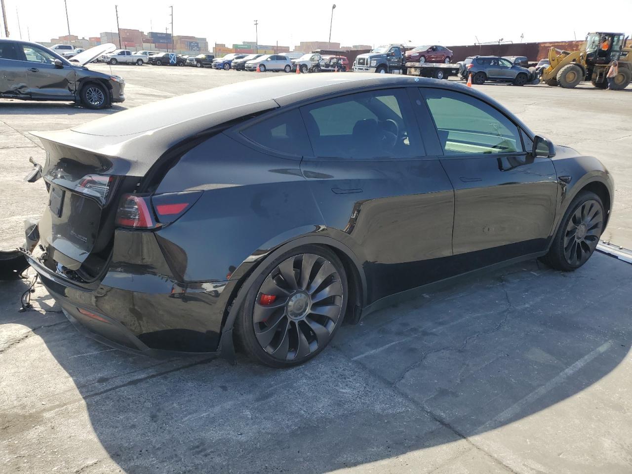 2022 Tesla Model Y - Image 3
