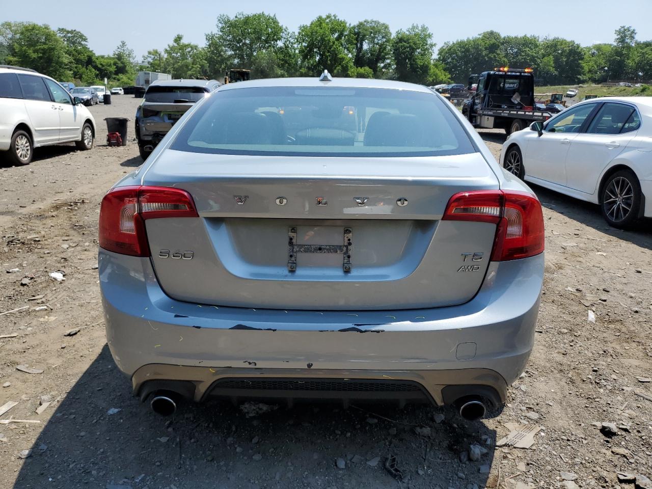 2018 Volvo S60 Dynamic - Image 6