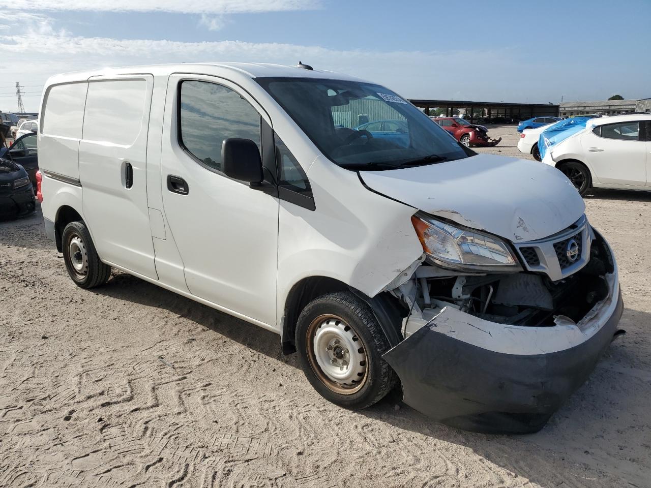 2015 Niss Nv200 - Фото 4